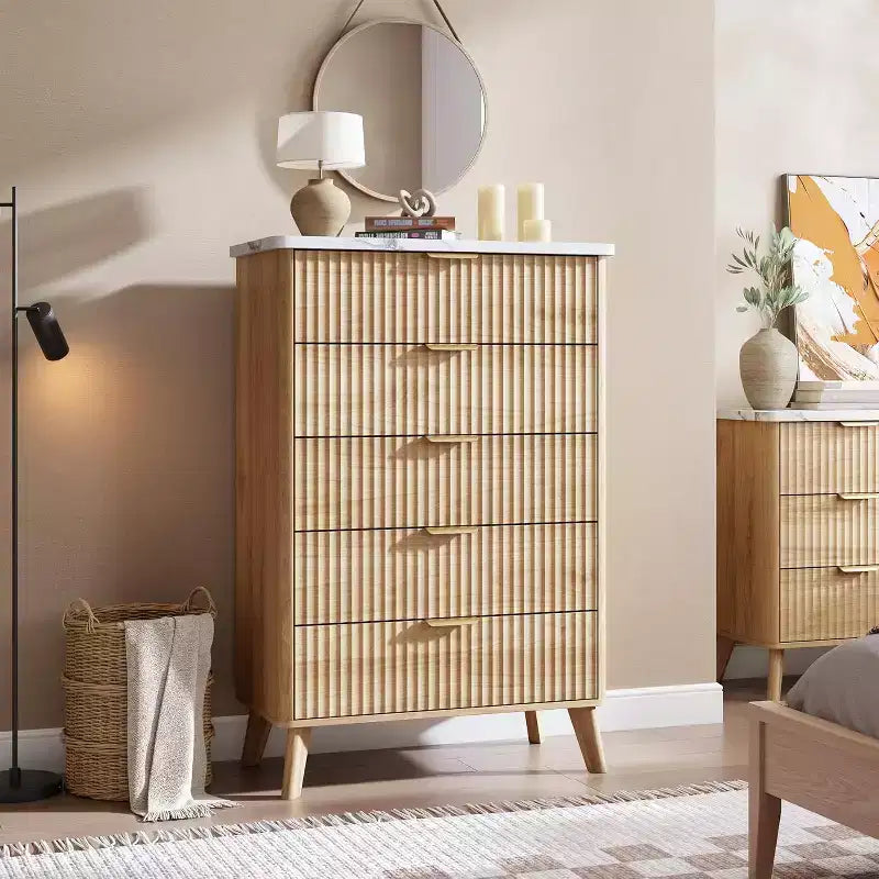 Cassettiera Scanalata per Camera da Letto con 5 Cassetti Profondi, Cassettiera Alta, Design con Profilo Curvo, Cassettiera Moderna in Legno, per Soggiorno, Corridoio