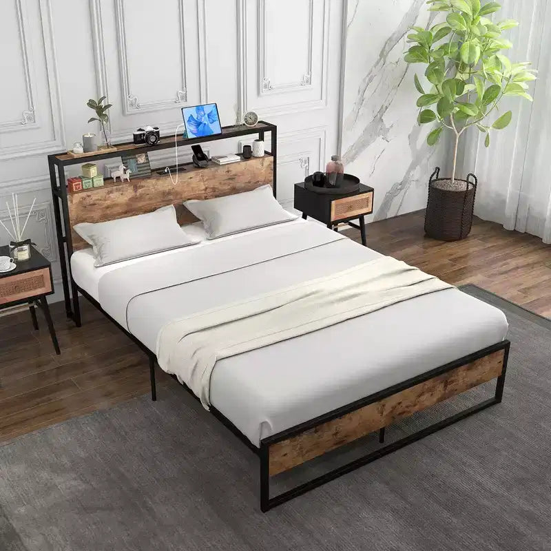Telaio per letto a piattaforma industriale full size con stazione di ricarica e testiera portaoggetti