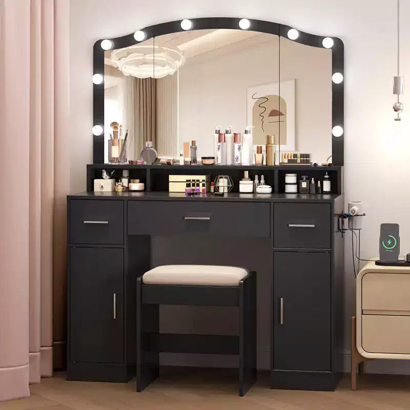 Scrivania da trucco nera con sgabello, toeletta con 3 cassetti, 2 armadietti e lunga mensola, organizer portaoggetti per camera da letto per donne e ragazze